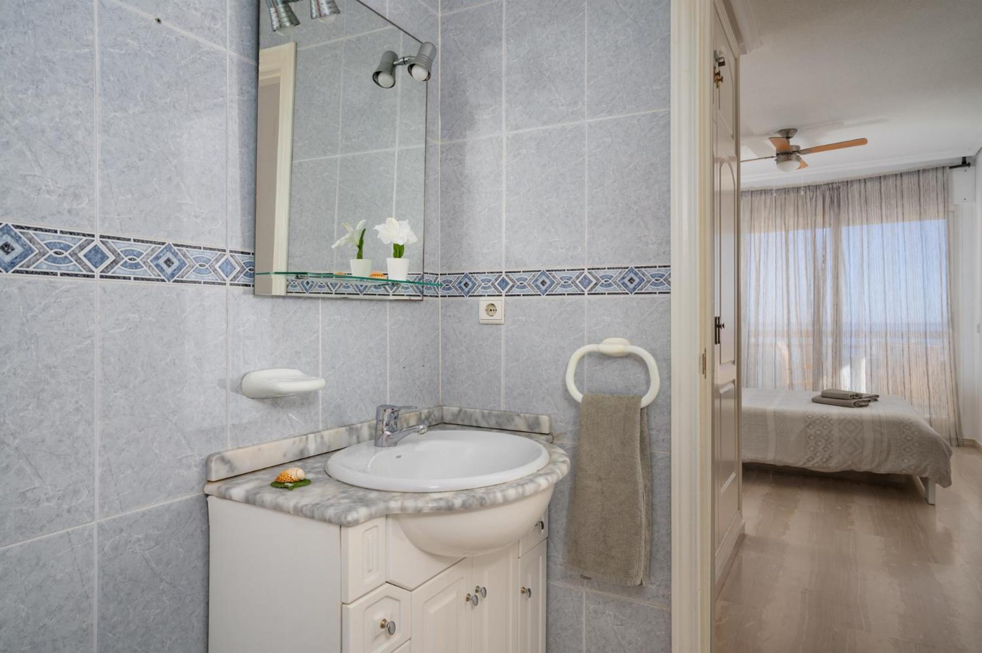 3 Bedroom, Sea Front & Sea View, Plunge Pool Fuengirola Kültér fotó