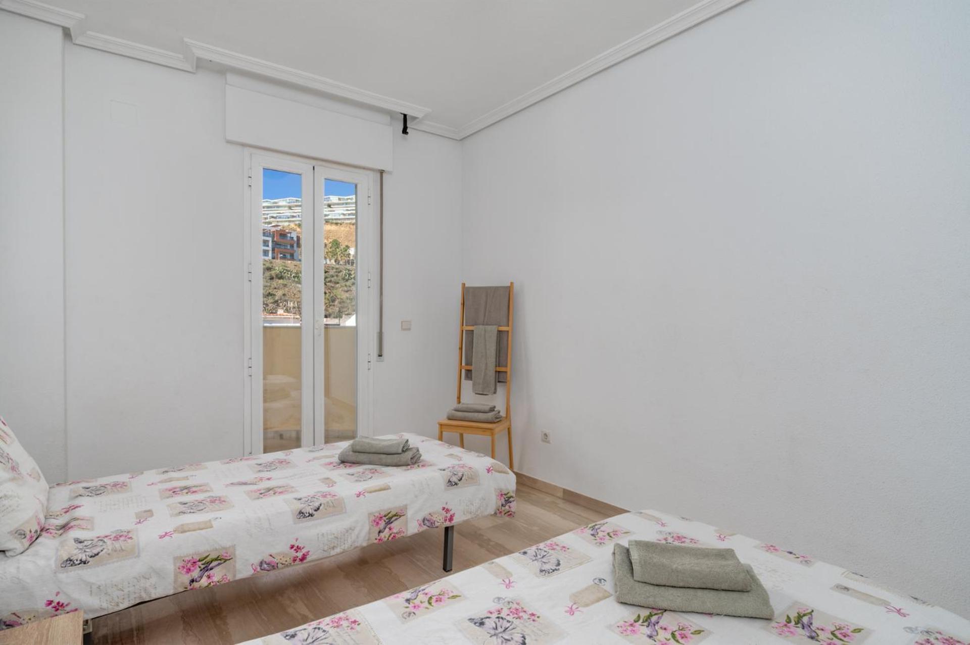 3 Bedroom, Sea Front & Sea View, Plunge Pool Fuengirola Kültér fotó