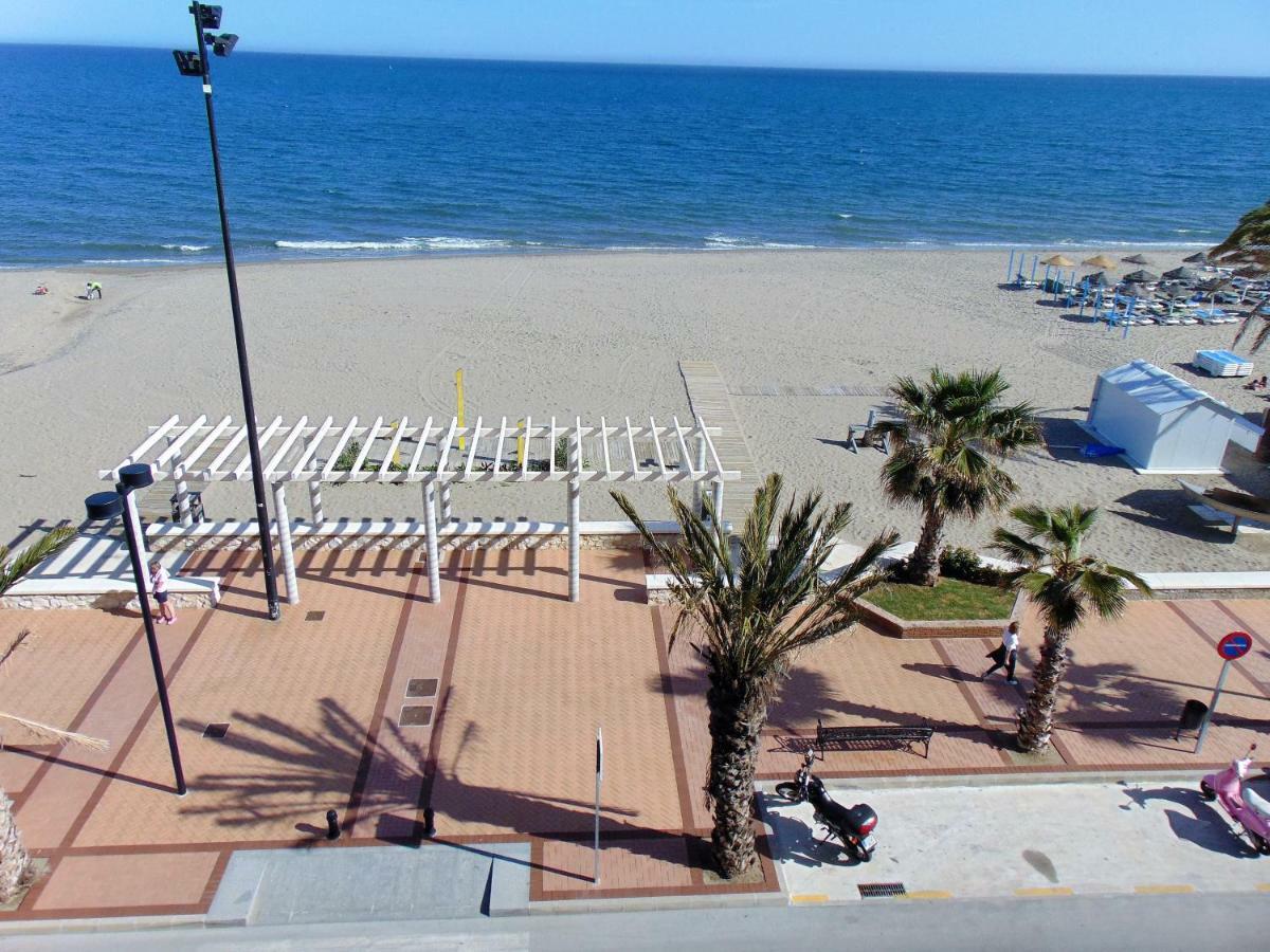 3 Bedroom, Sea Front & Sea View, Plunge Pool Fuengirola Kültér fotó